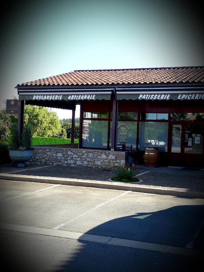 B&B Chez Annie Saint-Martin-de-Gurçon Екстериор снимка