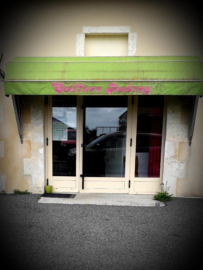 B&B Chez Annie Saint-Martin-de-Gurçon Екстериор снимка