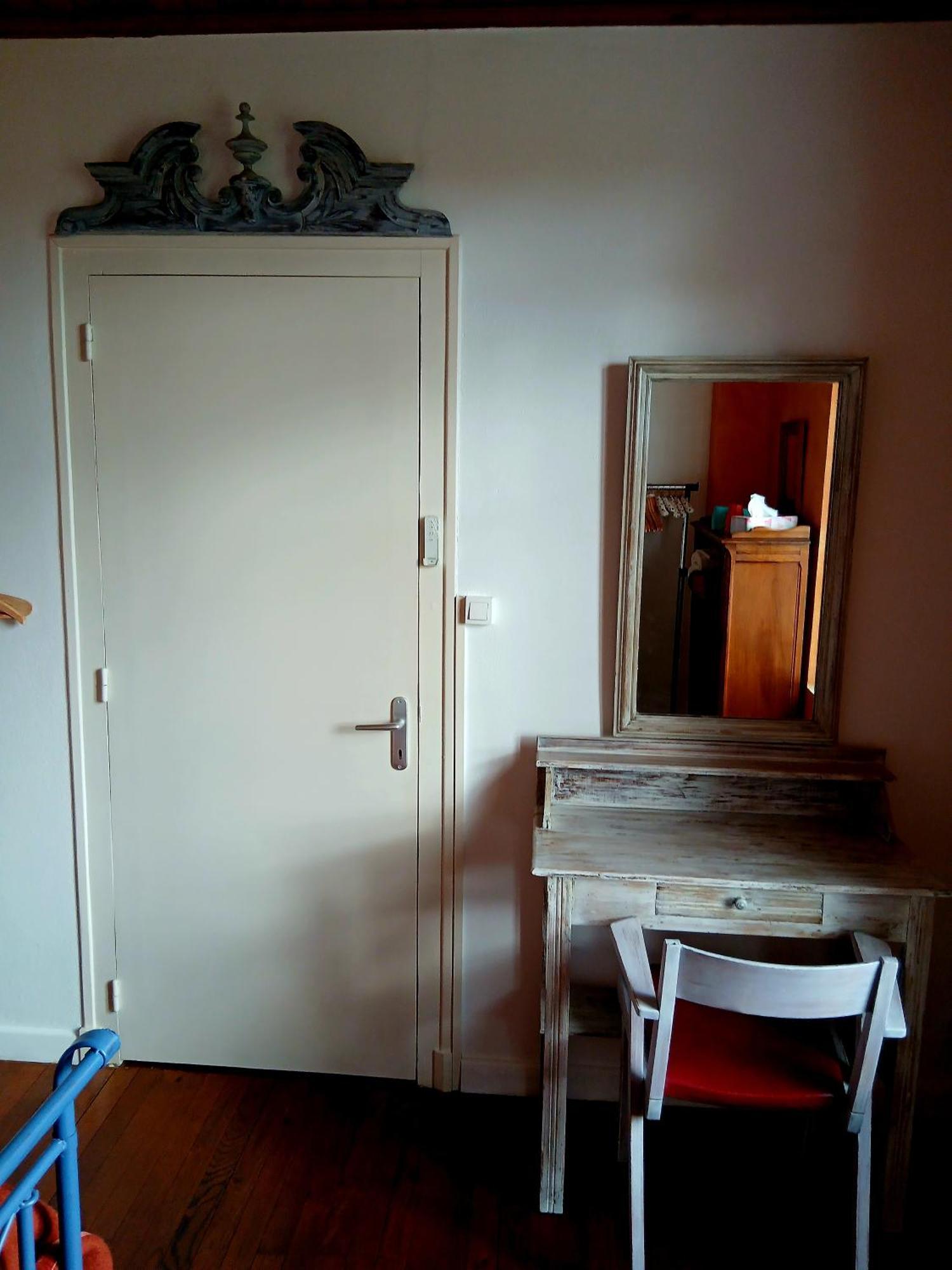 B&B Chez Annie Saint-Martin-de-Gurçon Екстериор снимка